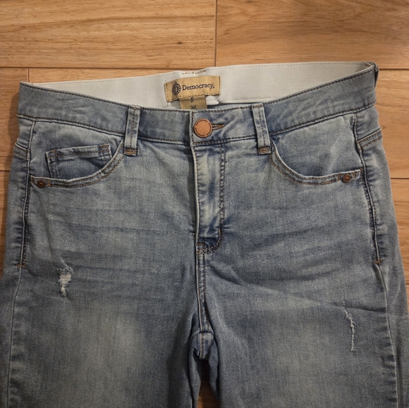 Democracy Jeans Womens 8 Light Wash Straight Raw Hem Ab Technology - Picture 2 of 6